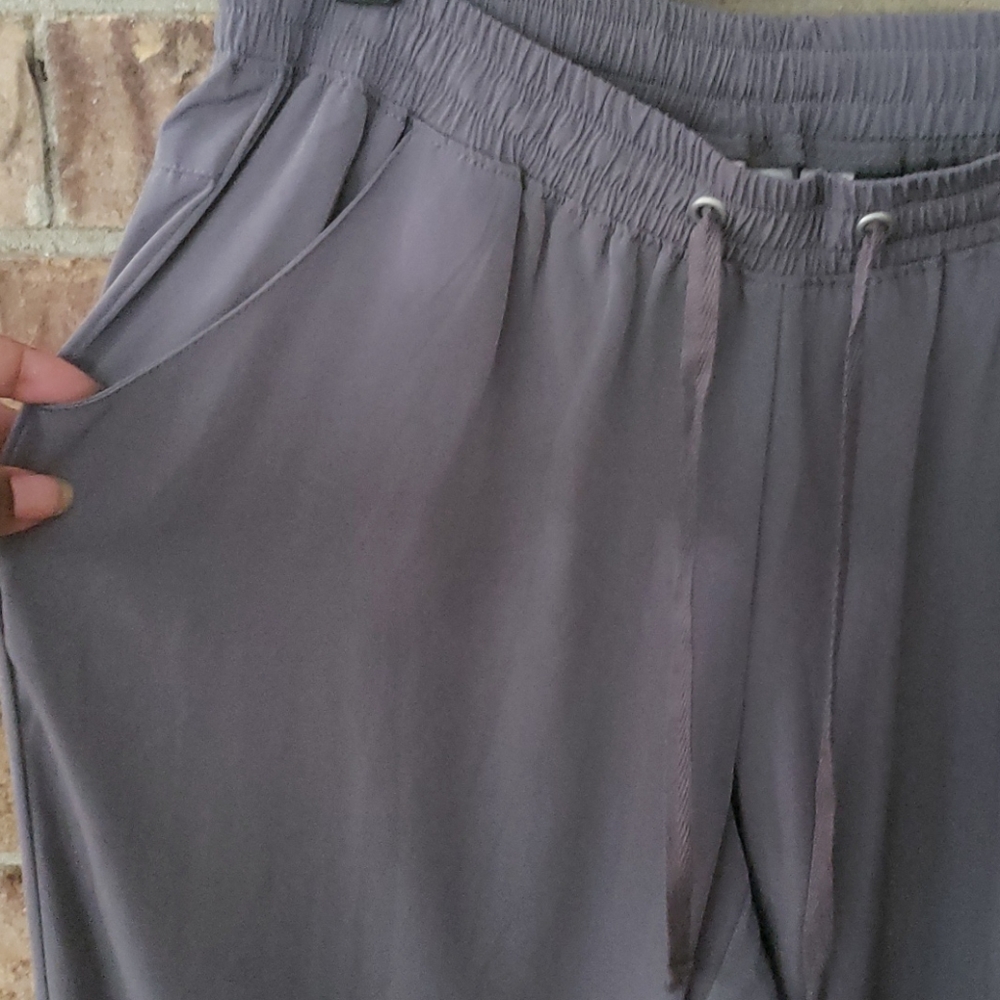 Pants - Picture 3 of 4